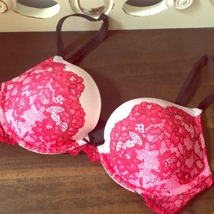Victoria’s Secret push up bra